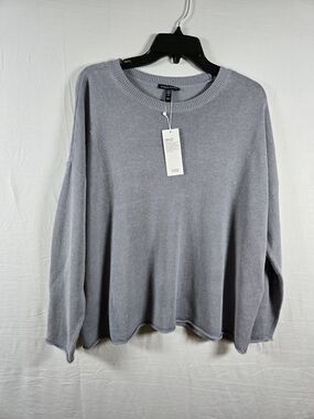 Elevated Lightweight Crewneck Sweater - Light Gray